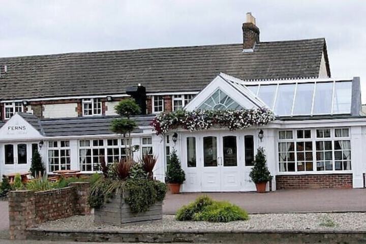 Ferns Farm Hotel & Palms Leisure Club