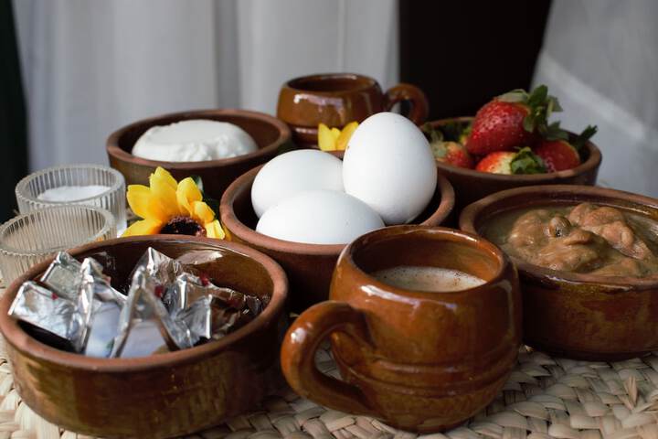 Breakfast/Coffee Service 81 of 83