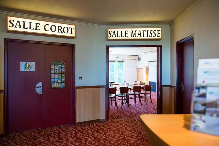 Hotel Lobby