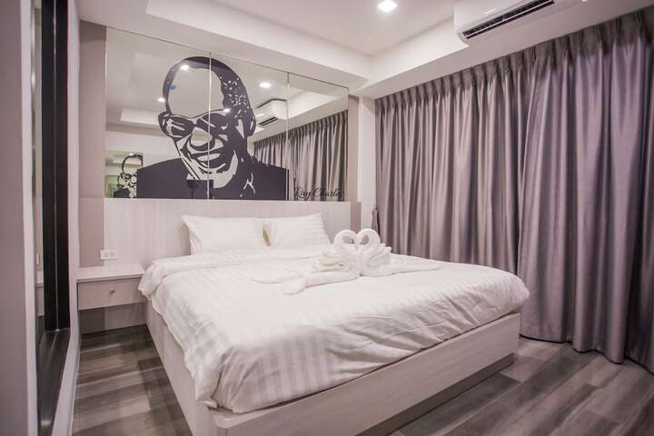 Room 17 of 92