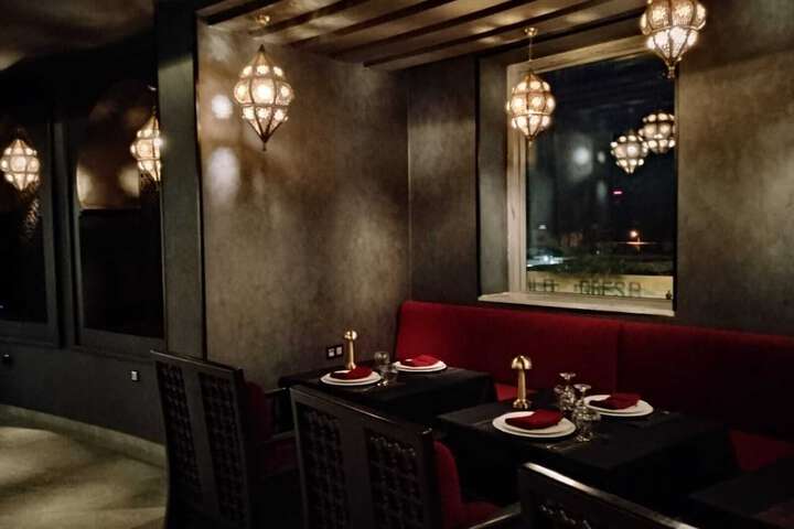 Dining 29 of 47