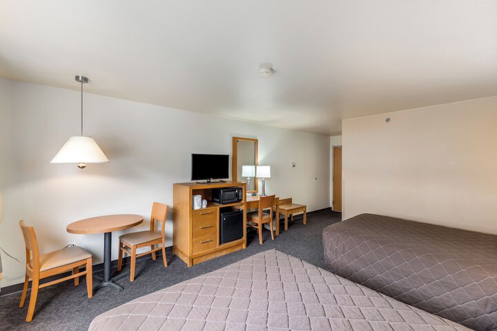 Room 37 of 127