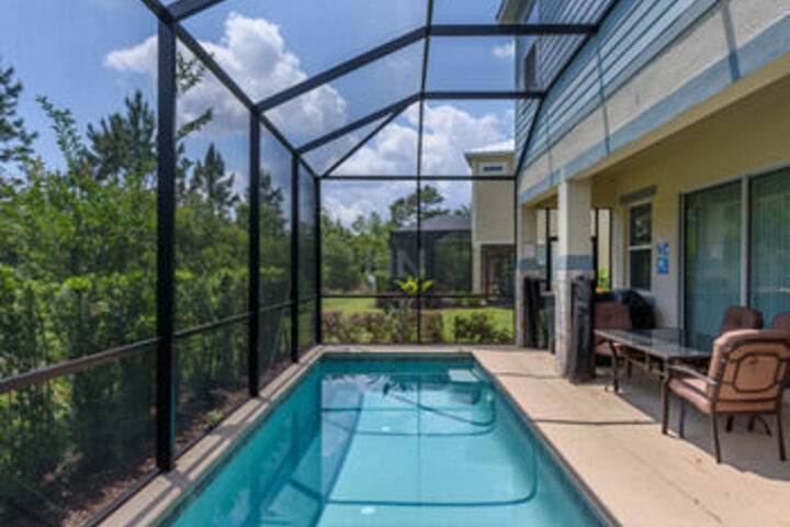 Pool 80 of 112