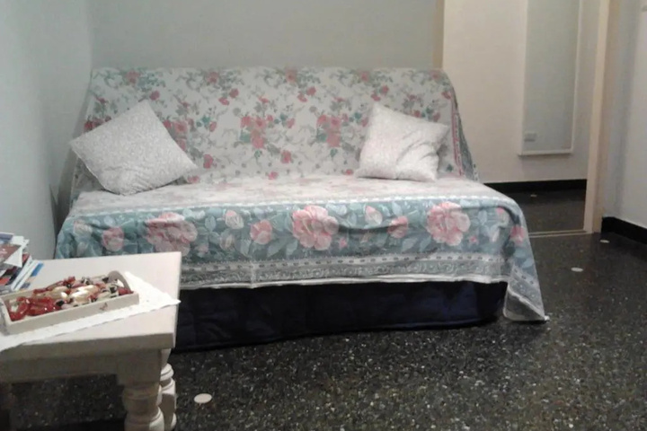 Room 3 of 10