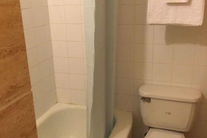 Room 20 of 36