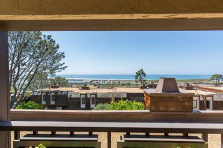 Terrace/Patio 5 of 46