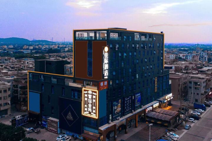 JIJI HOTEL
