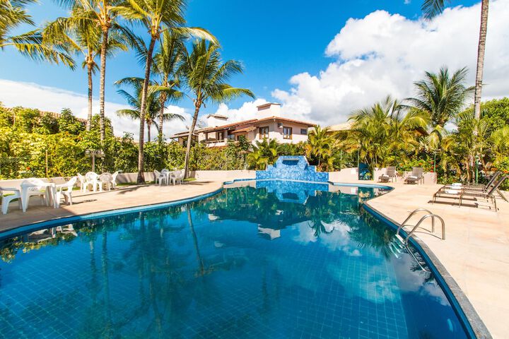 Hotel with Pool