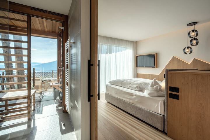 Room 25 of 52