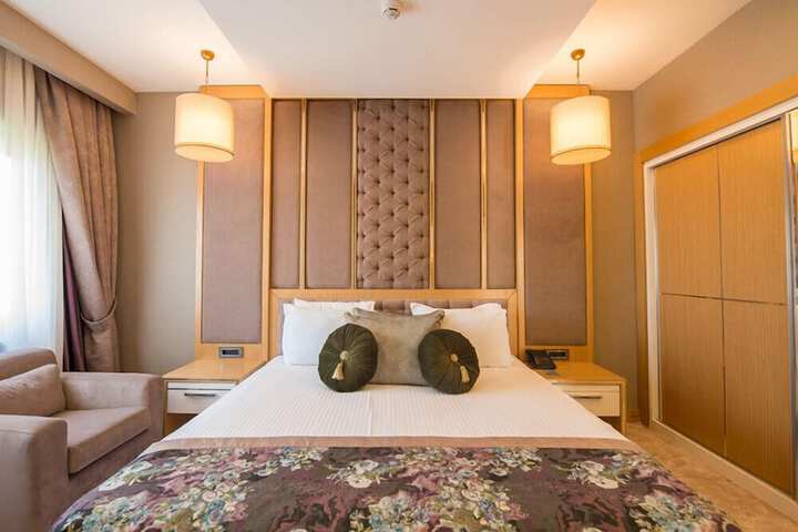 Room 21 of 104