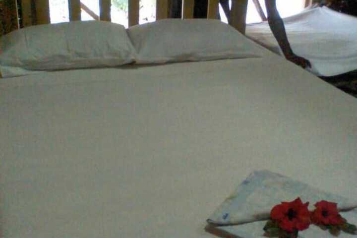 Room 4 of 30