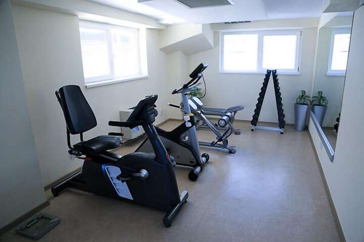 Health and Fitness 14 of 33