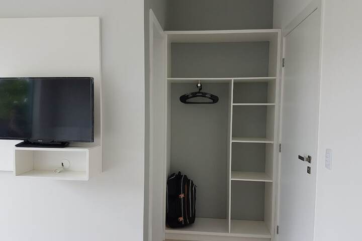 Room 19 of 41