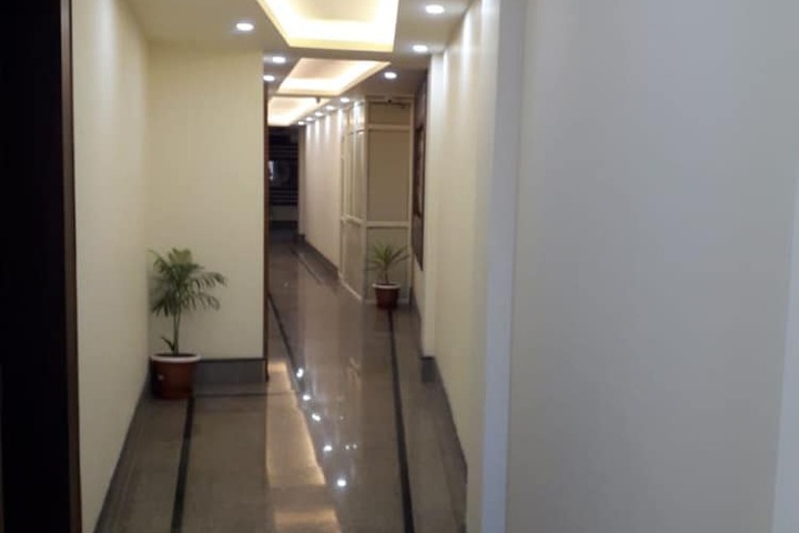 Ballroom/Hall 24 of 30