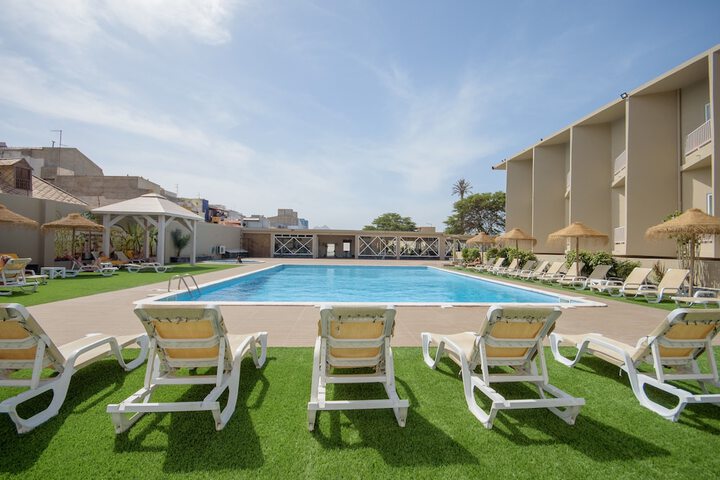 Pools & Facilities