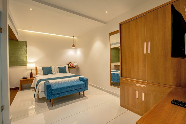 Room 10 of 31