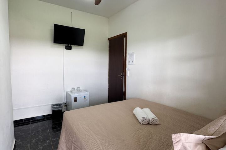 Room 30 of 83