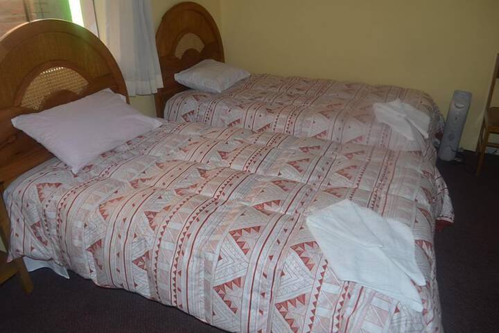 Room 10 of 65
