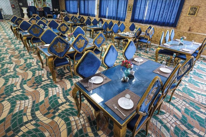 Ballroom/Hall 81 of 92