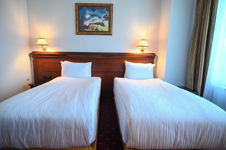 Room 14 of 84