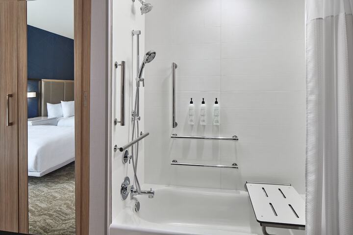 Room 15 of 29
