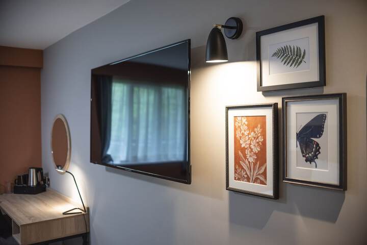 Room 7 of 36