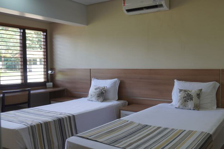 Room 15 of 36