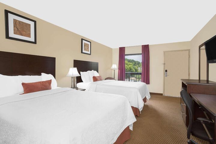 Double Accessible King Size Bed (3 of 7)