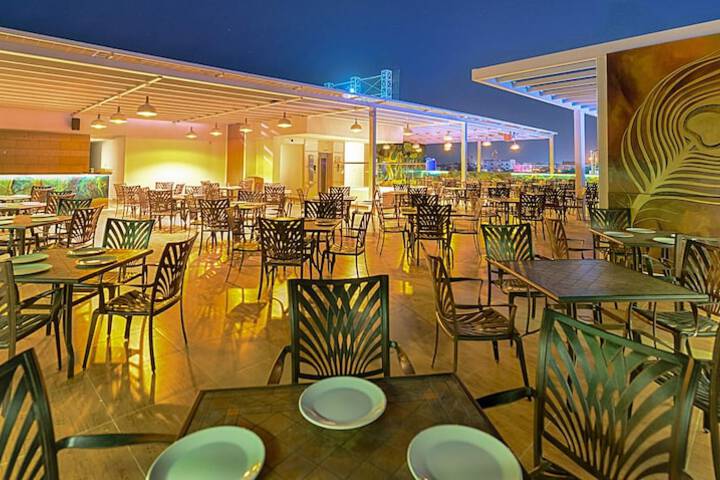 Photo of Hotel Chenthur Park