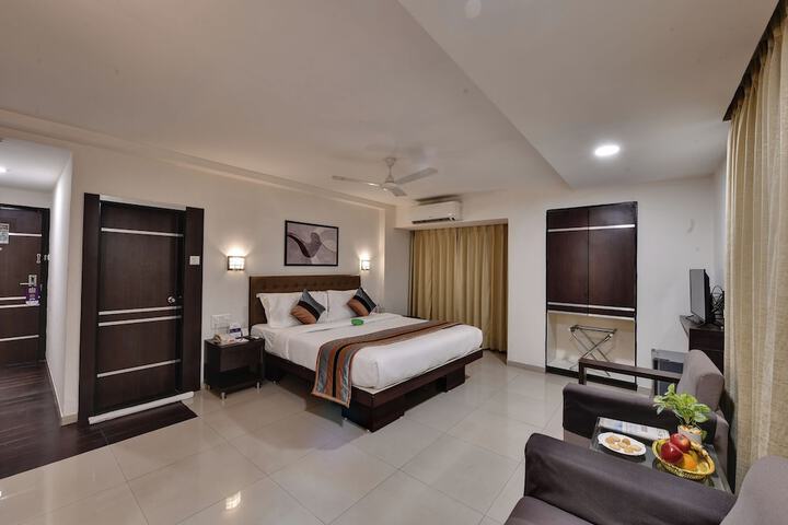 Room 8 of 25