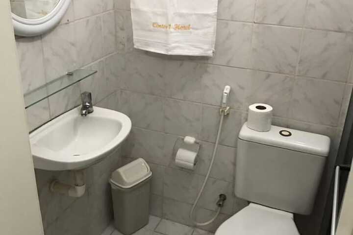 Room 52 of 89