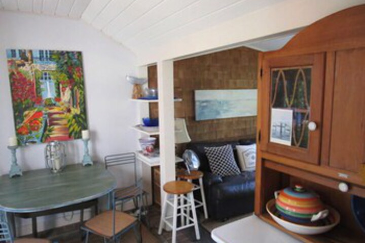 Room 2 of 15