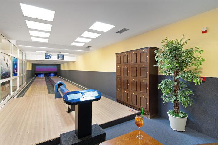 Bowling