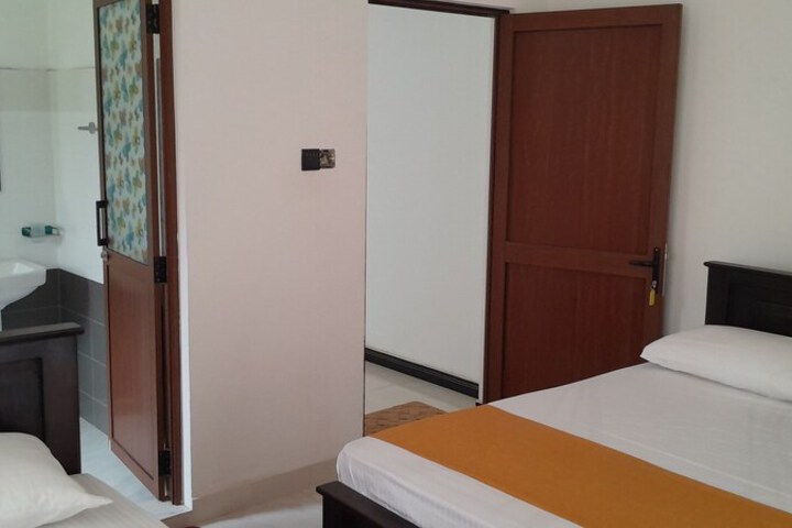 Room 11 of 64