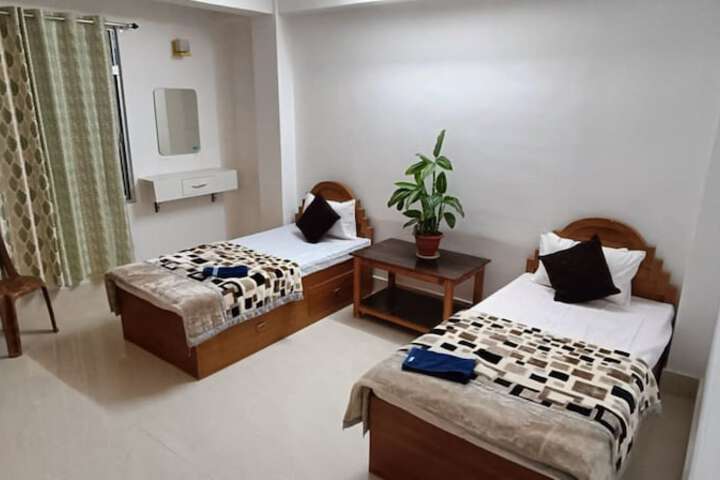Room 2 of 11