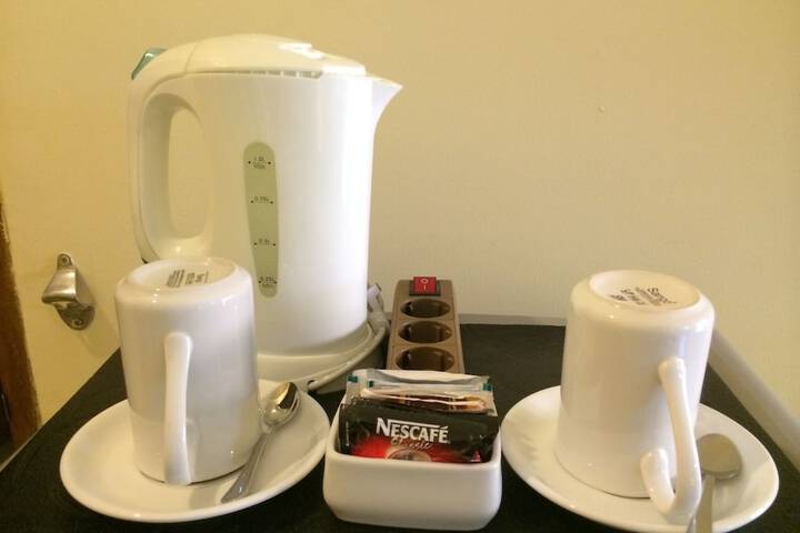 Breakfast/Coffee Service 17 of 45