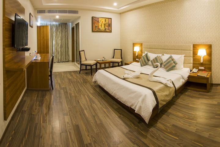 Room 7 of 20