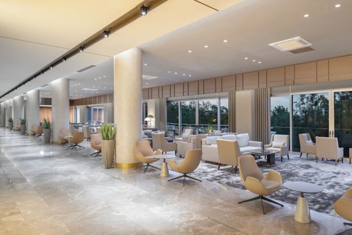 Hotel Interior 20 of 194
