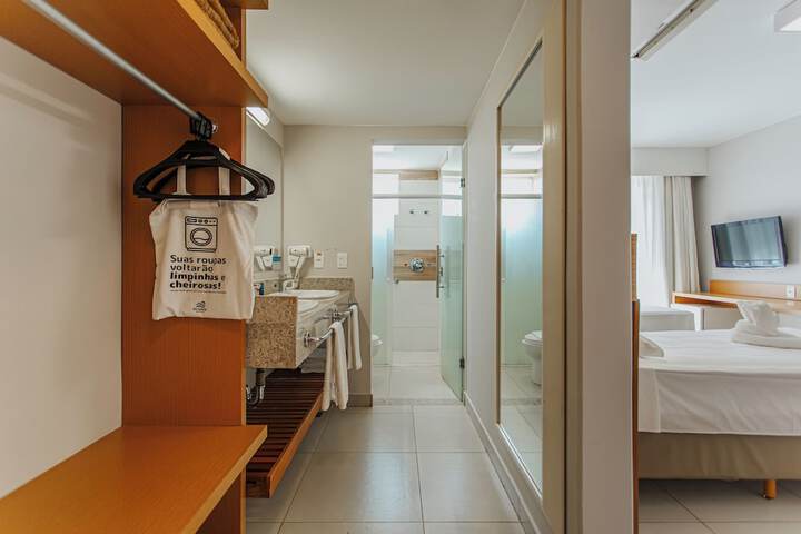 Room 17 of 74
