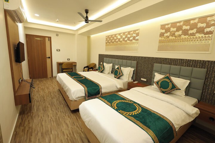 Room 26 of 62