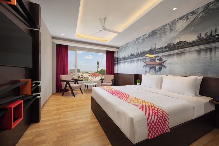 Room 10 of 22