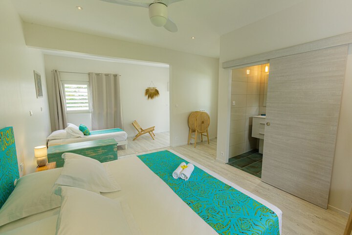 Room 2 of 15