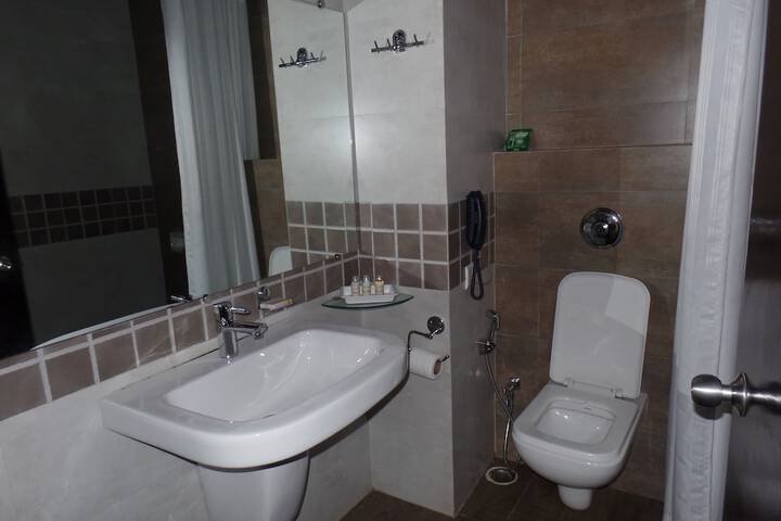 Room 14 of 44