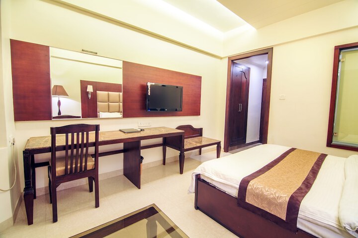 Room 7 of 29