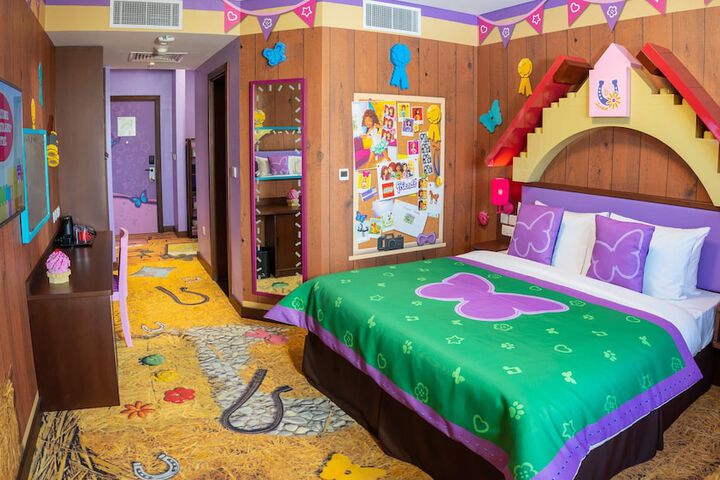 Room 14 of 54