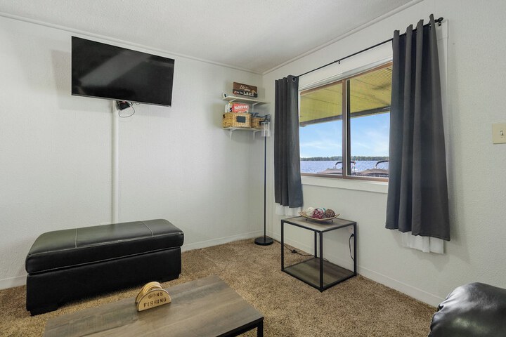 Room 95 of 154