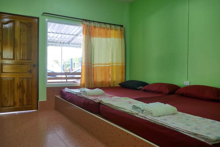 Room 5 of 17