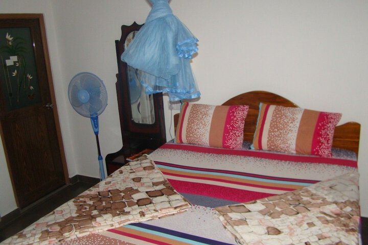 Room 2 of 22