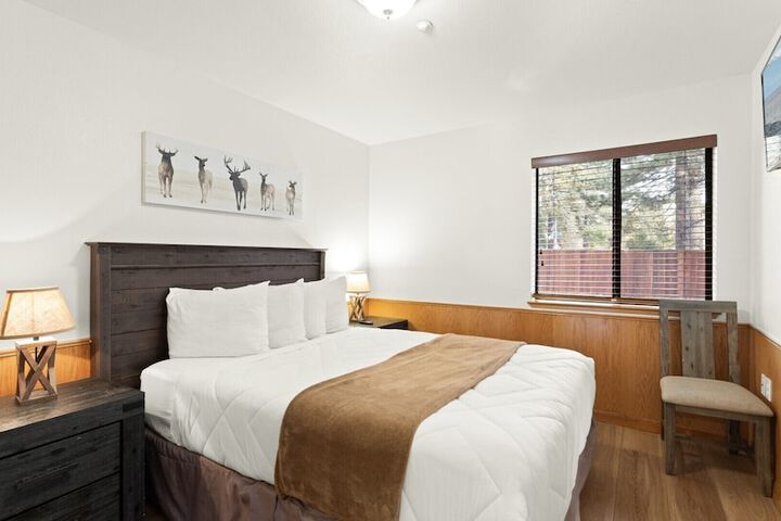 Room 25 of 298
