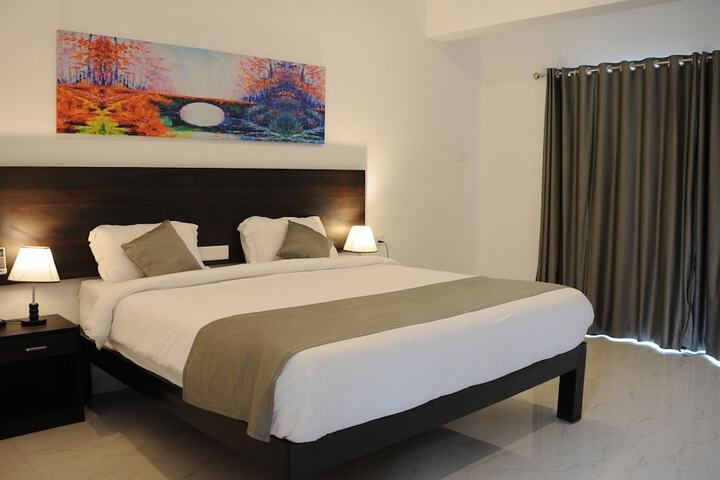 Room 5 of 30